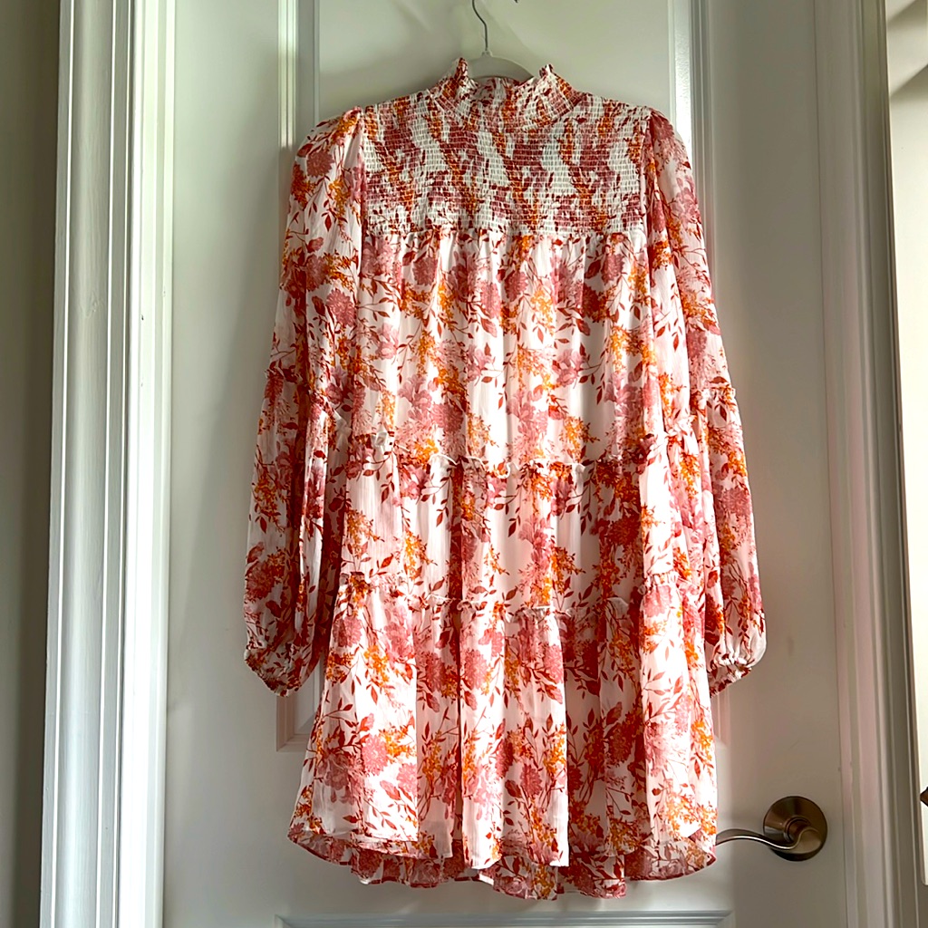 Nwot Trixxi Xl Flowered Dress Floral Dress Long Sleeved Fully Lined Never Worn.